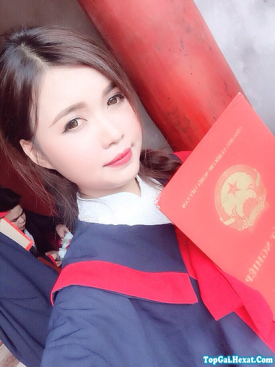 Facebook gái xinh Bắc Giang: Nguyễn Khánh Linh